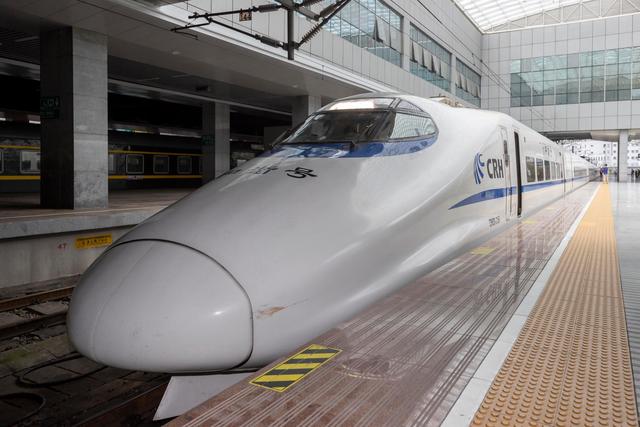 铁路部门宣布进出北京地区列车免费退票