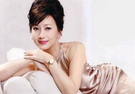 岁月不留痕,香港女星赵雅芝多大年纪,她演过的剧有哪些? 岁月不留痕,香港女星赵雅芝多大年纪,她演过的剧有哪些?