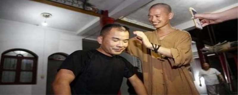 刘景崇出家的原因 刘景崇离婚了吗 刘景崇出家的原因 刘景崇离婚了吗