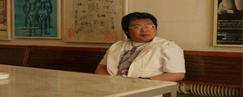 胡寅寅与胡彦斌是父子吗 胡寅寅出什么事了 胡寅寅与胡彦斌是父子吗 胡寅寅出什么事了