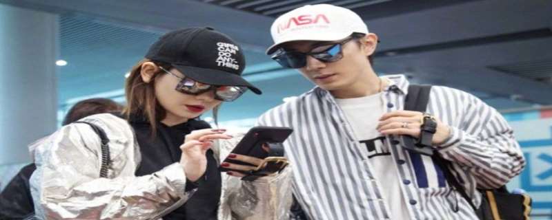李承铉不回韩国是因为不允许入境了，李承铉家里做什么的