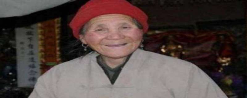 终南山女隐士尴尬,终南山女隐士王芝霞 终南山女隐士尴尬,终南山女隐士王芝霞