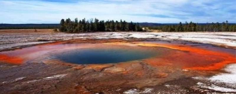 黄石公园火山爆发后果,黄石公园火山是活火山吗