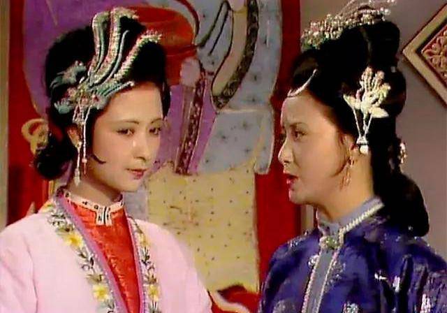 87《红楼梦》她长得很洋气，上妆后秒变古典美女，前后判若两人