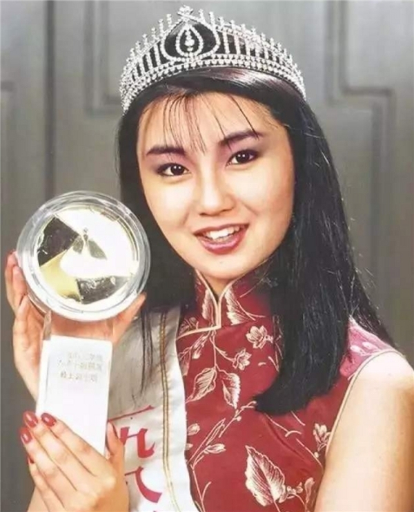 2022香港小姐9月25日20点迎来决赛，黎明惊喜献唱，19名佳丽角逐冠军殊荣